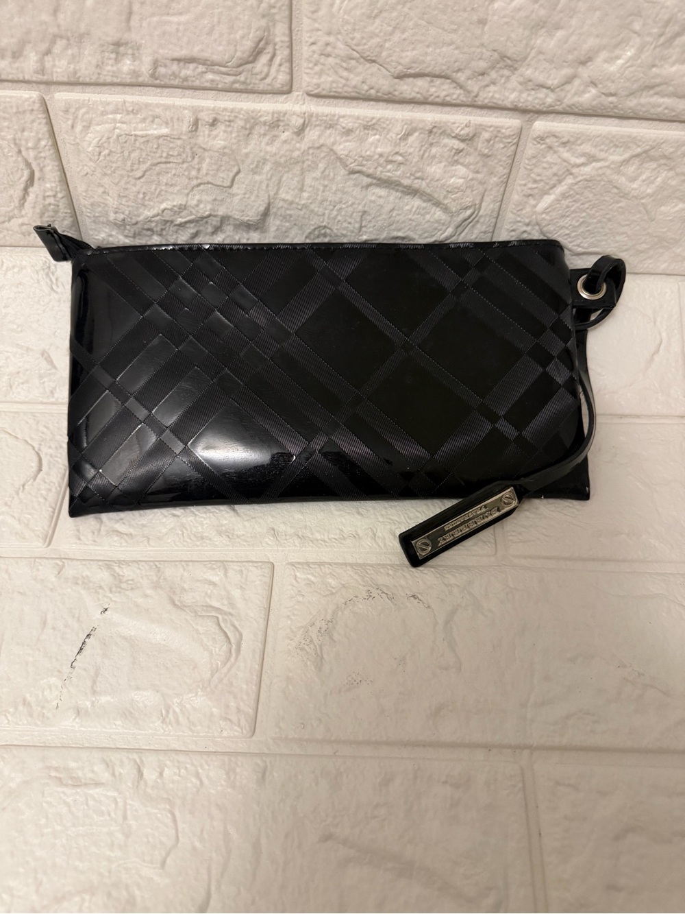 Burberry Black Plaid womens Wristlet flat envelope Clutch